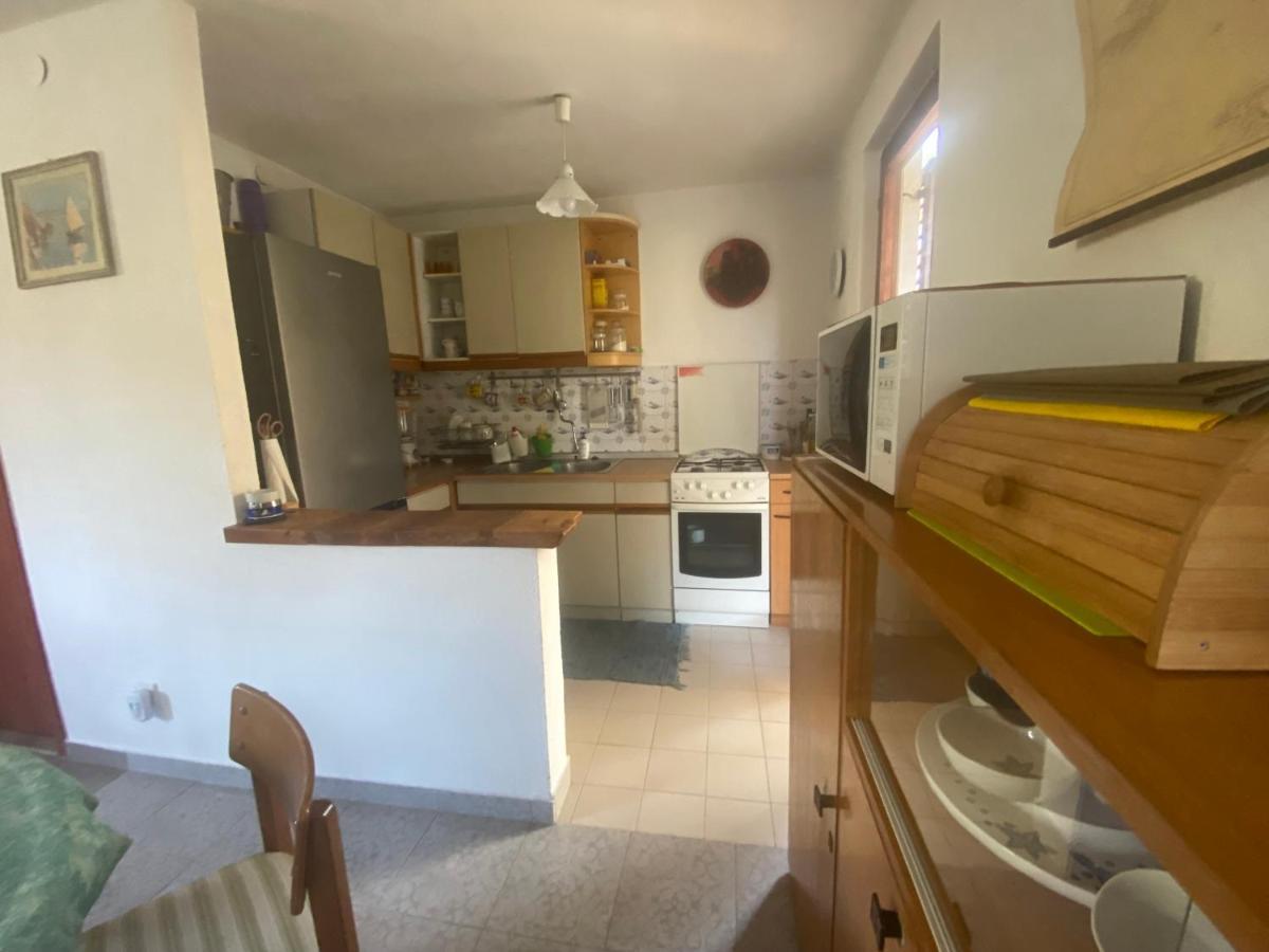 Apartman Silna Your New Home With Terrace And Garden Bobovisca Екстер'єр фото