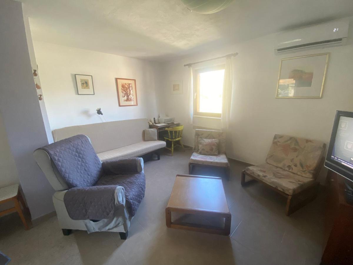 Apartman Silna Your New Home With Terrace And Garden Bobovisca Екстер'єр фото